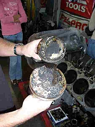 Oh..oh...what's that noise...-damaged-piston-1.jpg