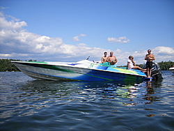 28ft with outboards-rsz_2007_0620goodstock070037.jpg