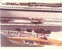 any 30 footer made into race boats-bacardi%25201979-team-scarab-1978-pure-insanity-p38-ii-kevlar49-j.-brown.jpg