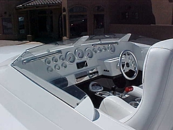 28 skater windshield-s28tri5.jpg