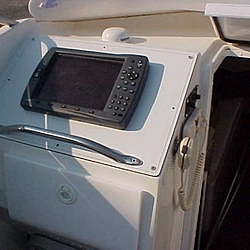 VHF radio location-02-31ss-vhf-gps-cropped.jpg