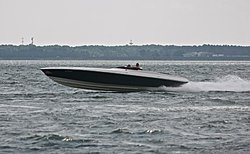 30 foot Superboats...share your pics-1044692_3129495013402_1117342454_n.jpg