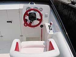  04 SUPERBOAT 24 SS !-cockpit2.jpg