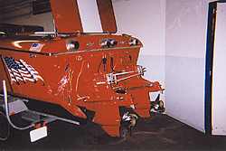 Red Sutphen 30 from Powerboatlistings-scan9_1_0018.jpg