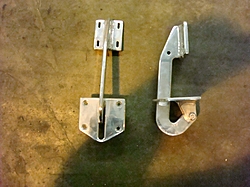 Hinges-props-005small.jpg