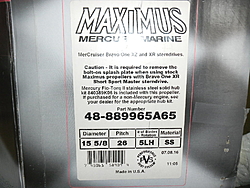 two pair of mercury maximus props 26p &amp;28p-maximus-004.jpg