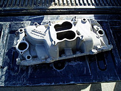 edelbrock preformer 2-0 bbc intake oval-p1010001.jpg