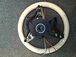 Fountain steering wheel with buttons-img_3603-large-.jpg