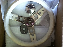 Fountain steering wheels - white-img_3912.jpg