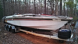 78 28 ft Cigarette mistress. Small block boat 5300$-image.jpg