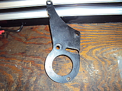 Mercruiser Heavy Cast sea water pump bracket-004.jpg