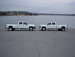 Dually's with 19.5's-side-lake-small-oso.jpg