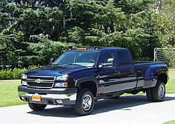 Dually's with 19.5's-resized.jpg