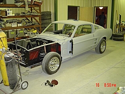 Some car pics from my buddy's resto shop.-dsc01356.jpg