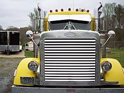 Here's a 1980 Pete 359 that I'm considering...-359front.jpg