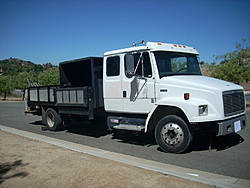 Anybody use a Ford F700 for towing-freightliner-008.jpg