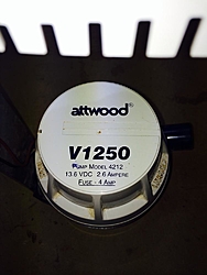 Needed: Old style Attwood V750 pump #4207-bilge-pump.jpg